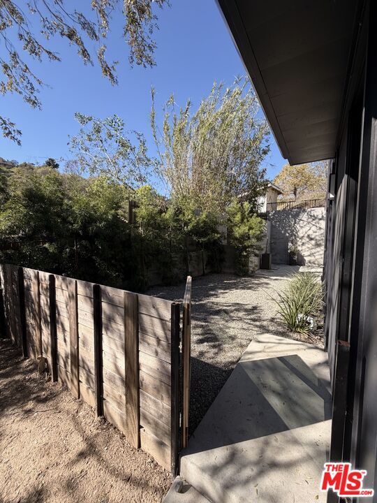 Building Photo - 4517 Cleland Ave