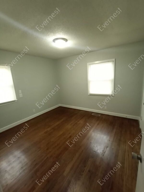 Building Photo - 1529 30th Street Ensley