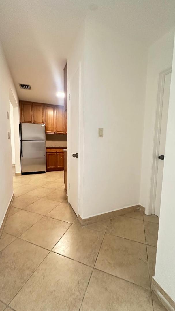 Building Photo - 1755 NE 18th St