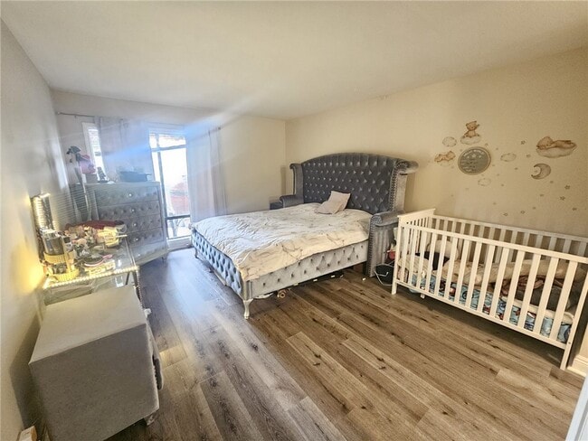 Building Photo - 545 S Ranch View Cir