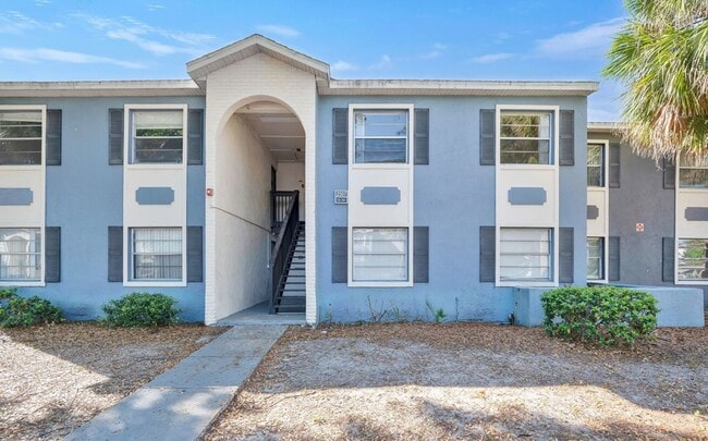 Building Photo - 2/1 Near UCF