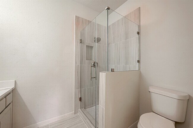 Building Photo - 2150 Stacy Knoll