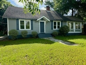 Building Photo - THREE BEDROOM, TWO BATH