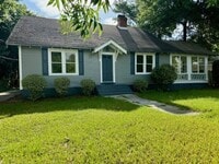 Building Photo - THREE BEDROOM, TWO BATH