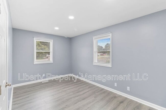 Building Photo - 6318 Denver Dr