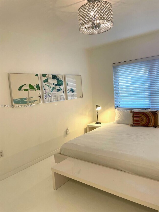 Building Photo - 1616 Euclid Ave