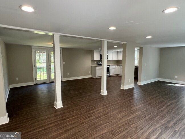 Building Photo - 2310 Hwy 42 S