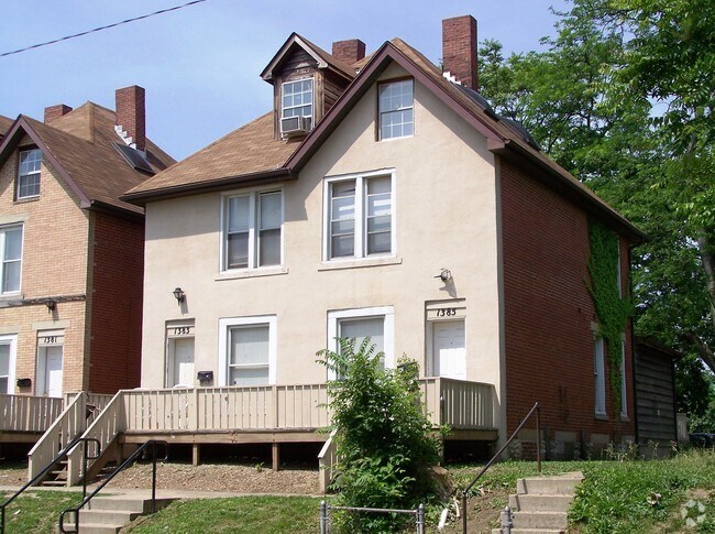 Building Photo - 1383-1385 Indianola Ave