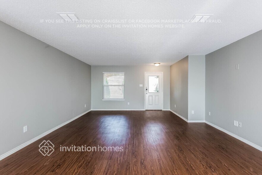 Building Photo - 13768 Canyon Ranch Rd