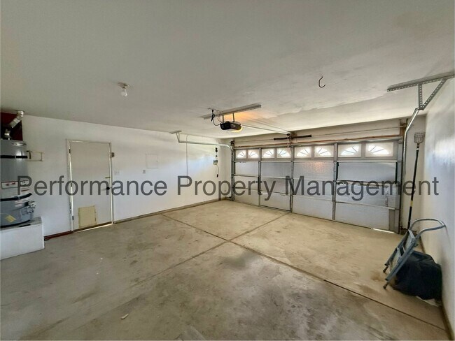 Building Photo - 10720 Anacostia Way