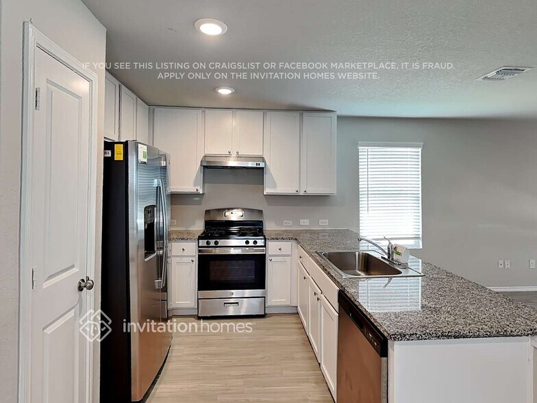 Building Photo - 5517 Verdugos Pl