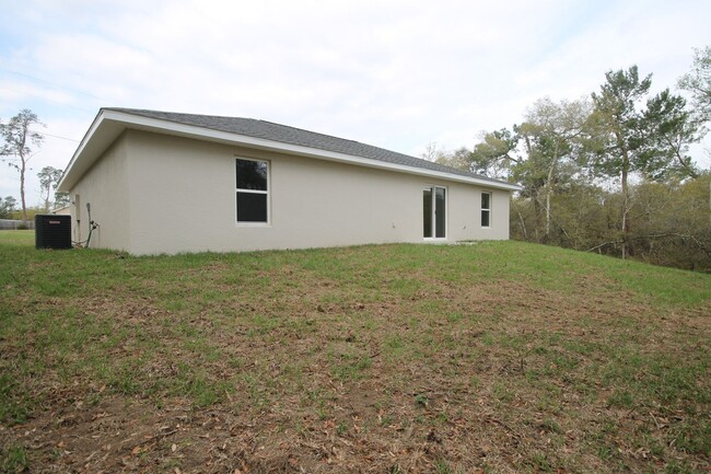 Building Photo - BEAUTIFUL 3 Bedroom, 2 Bathroom Home in Oc...