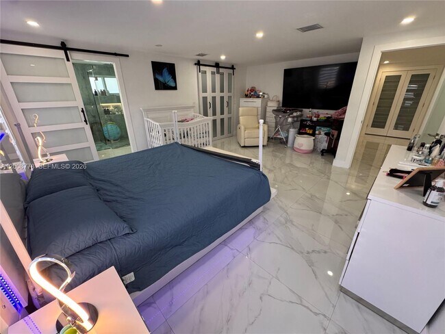 Building Photo - 10412 SW 173rd St