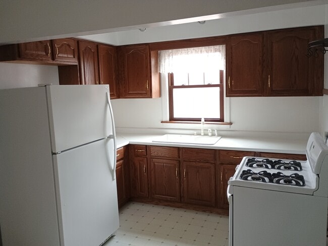 Building Photo - 2029 N 73rd Ct