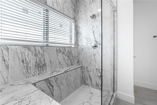 Building Photo - 2655 SW Livingston Square