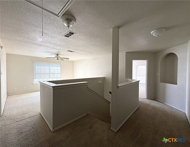 Building Photo - 2313 Modoc Dr