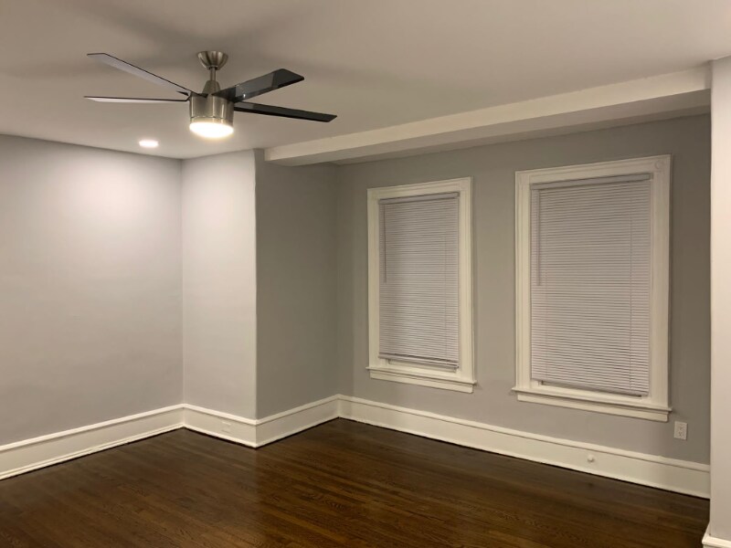 Building Photo - 530 King St