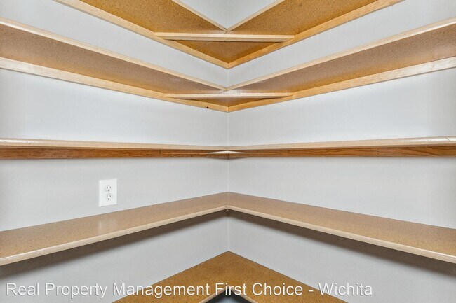 Building Photo - 3 br, 2 bath House - 3619 W 45th ST S