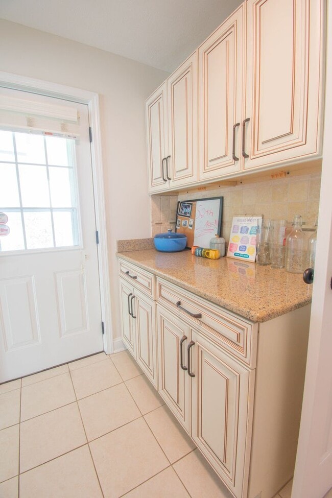 Building Photo - Coming Soon! 2 Bedroom 2 Bathroom with Optional Bonus in Haymount