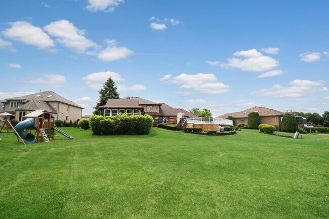 Building Photo - 10600 Ridgewood Dr