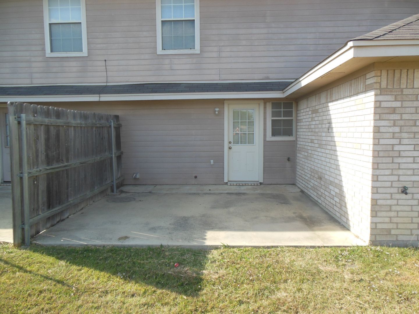 Building Photo - 4502 Deek Dr