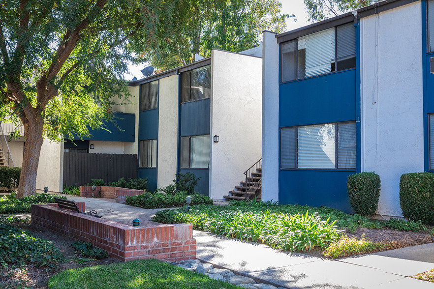 Apartment Homes - Claremont Park