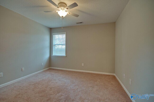 Building Photo - 113 Claytor Ln