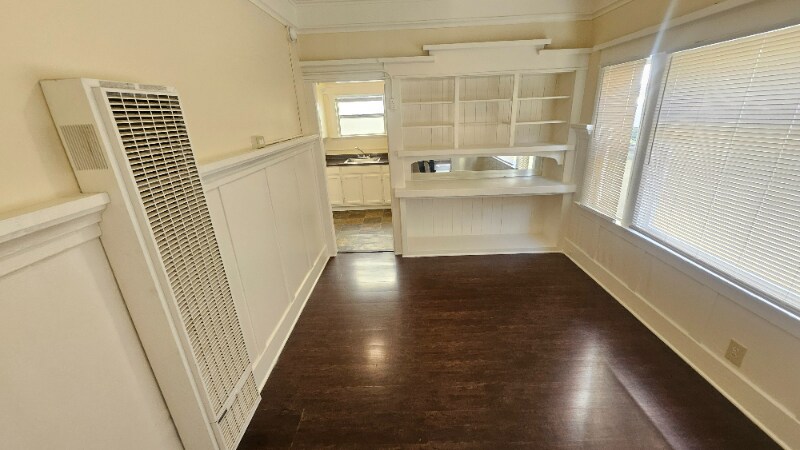 Primary Photo - 728 S Carondelet St