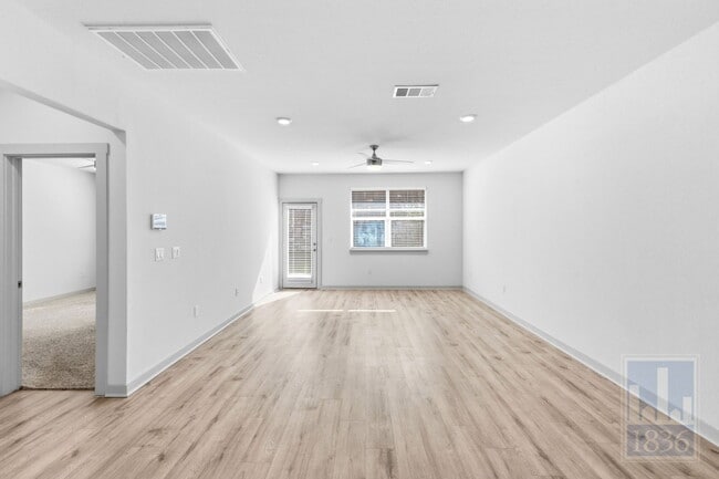 Building Photo - 8129 Linnie Ln