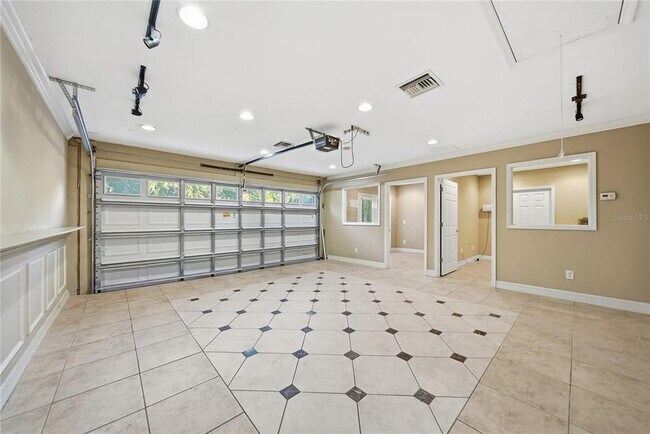 Building Photo - 19238 Climbing Aster Dr