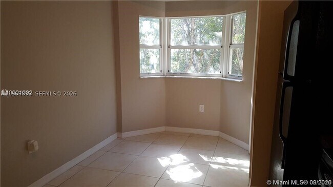 Building Photo - 1260 SE 31st Ct