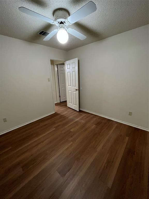 Building Photo - 862 Latteridge Dr