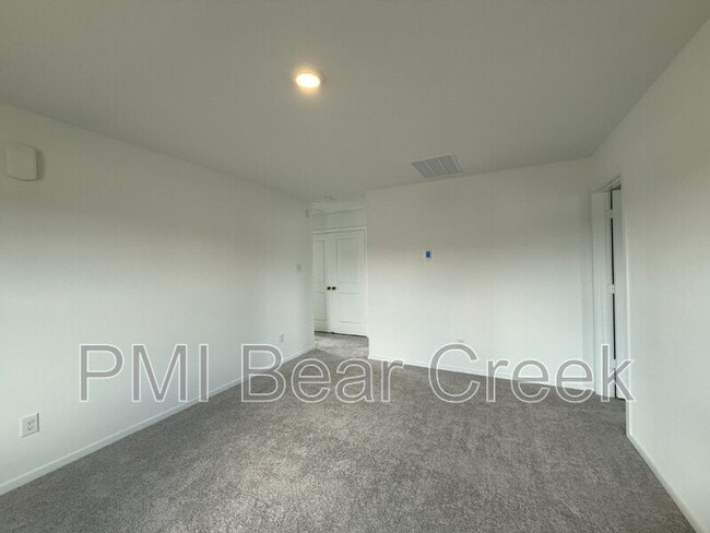 Building Photo - 25777 John Wayne Dr