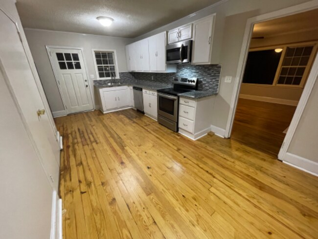 Building Photo - 1223 S Belvedere Ave