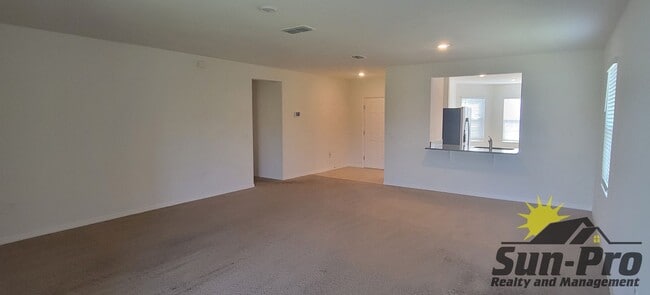 Building Photo - 2007 Glenbrooke Rd.