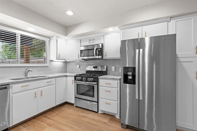 Building Photo - 11513 Quarter Horse Trail