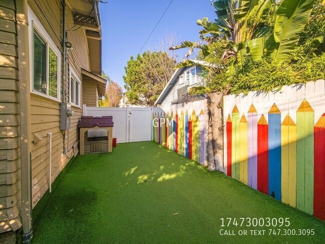 Building Photo - 126 E Garfield Ave