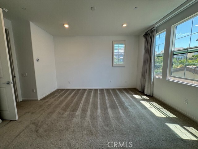 Building Photo - 78 Ocaso St