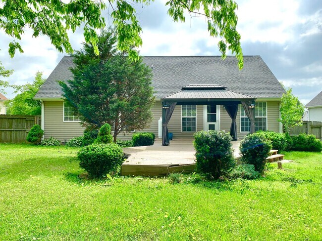 Building Photo - 4069 Challis Dr