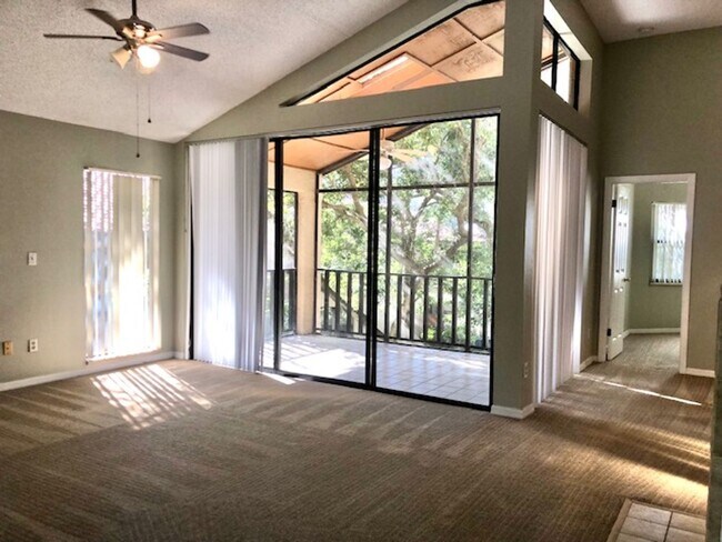 Building Photo - Available for move in February 2026!! Nice corner 2bed/2bath condo on 2nd floor with a spacious b...