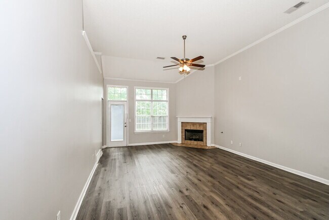 Building Photo - 1128 Averett Ln