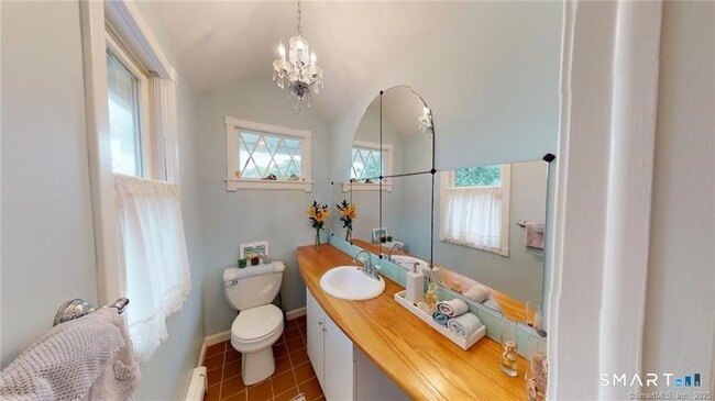 Building Photo - 44 Warren St