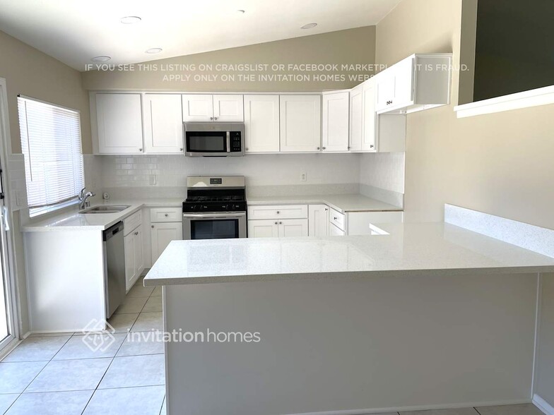 Building Photo - 5069 Brooklawn Pl