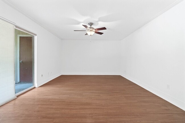 Building Photo - 5005 Georgi Ln