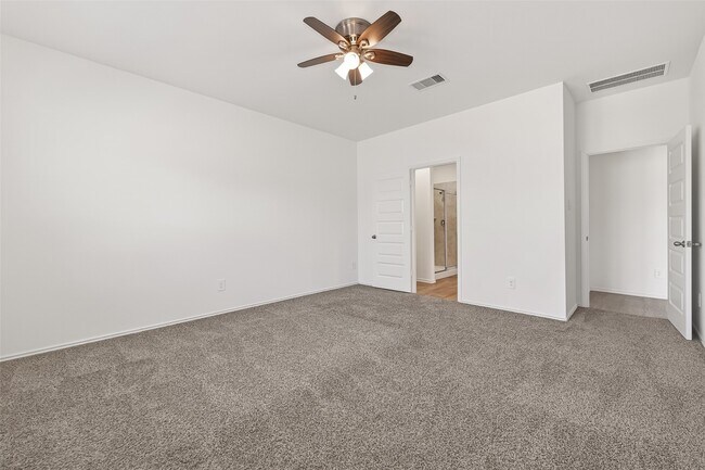 Building Photo - 7427 Audubon Russet Dr