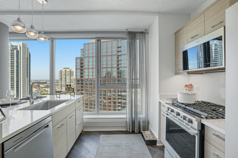 Building Photo - 289 N Canal St