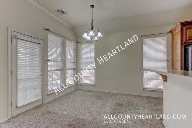 Building Photo - 15813 Traditions Blvd