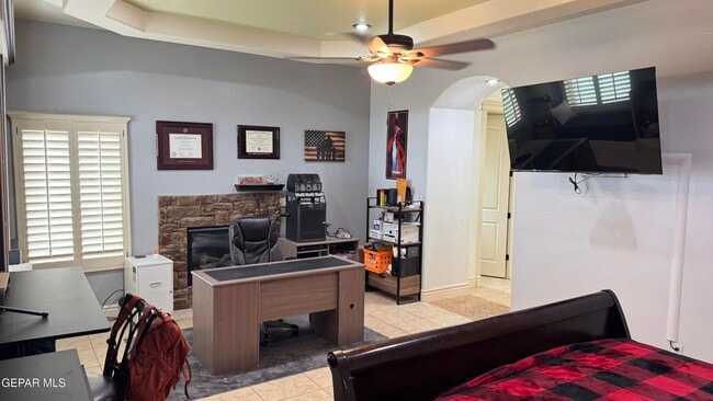 Building Photo - 7381 Black Mesa Dr