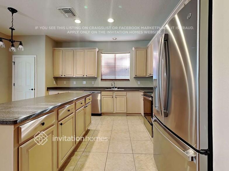 Building Photo - 3644 Peppervine Pl