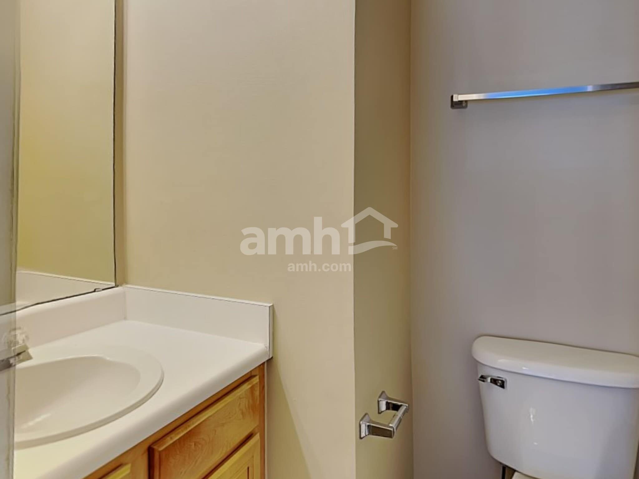 Building Photo - 6437 Saybrooke Dr